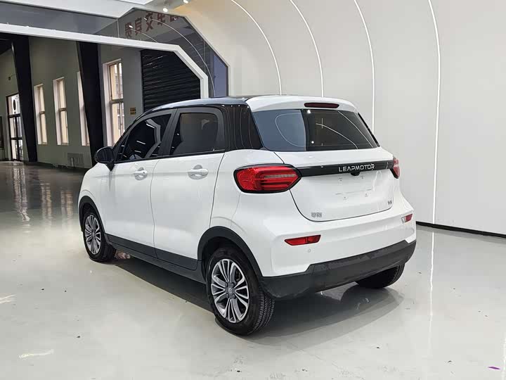 Leapmotor T03 2025 2025款 310舒享版