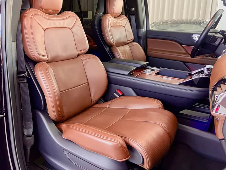 Lincoln Navigator 2022 2022款 3.5T 尊耀版