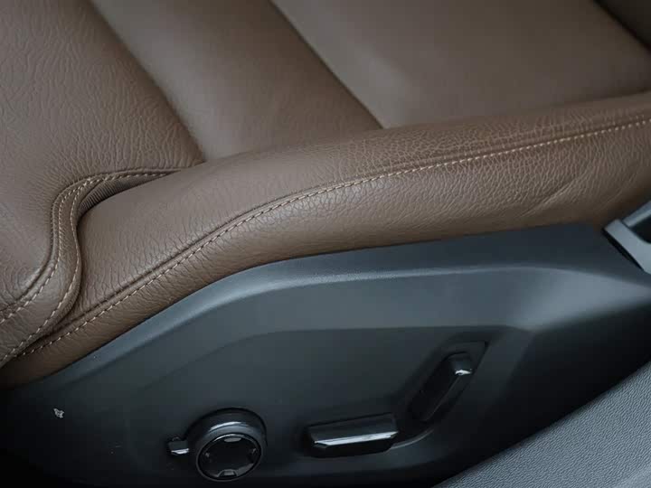 Volvo V60 2024 2024款 B5 智远豪华版