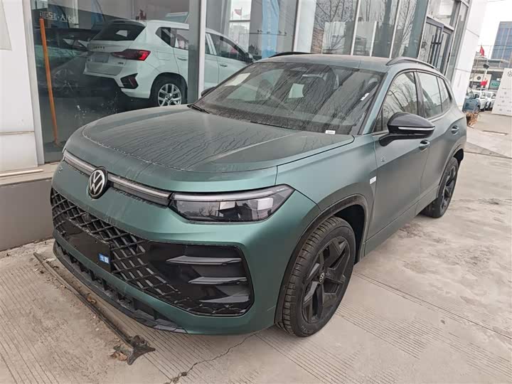 Volkswagen Tayron 2025 2025款 探岳L 330TSI 两驱精英City包