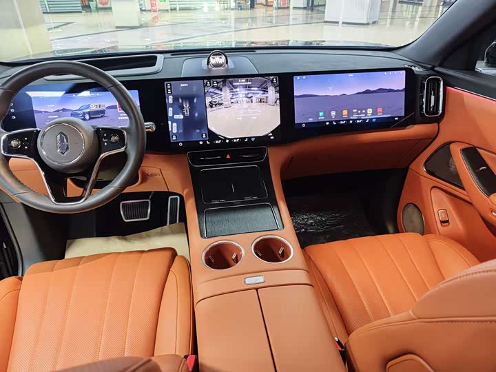 Aito M8 2025 2025款 增程 Max+版 53.4kWh 6座版