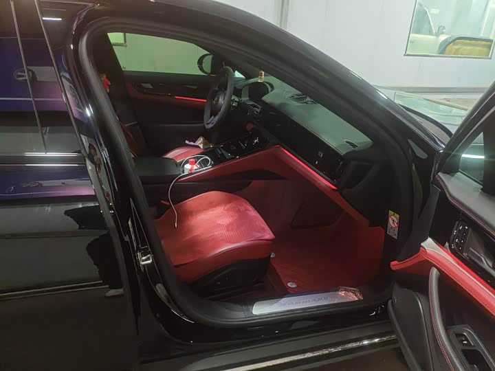 Porsche Panamera 2024 2024款 Panamera 行政加长版 2.9T