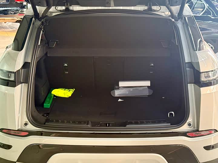 Land Rover Range Rover Evoque L Hybrid 2022 2022款 极光L P300e 插电式电动混合版