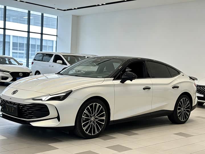 MG Motor 7 2023 2023款 2.0T 自动猎美尊享版