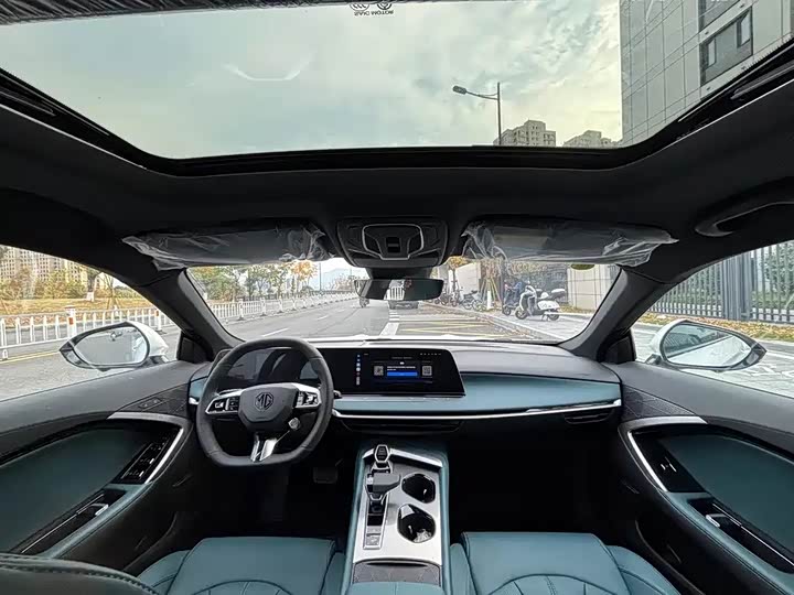 MG Motor 7 2023 2023款 2.0T 自动猎美尊享版