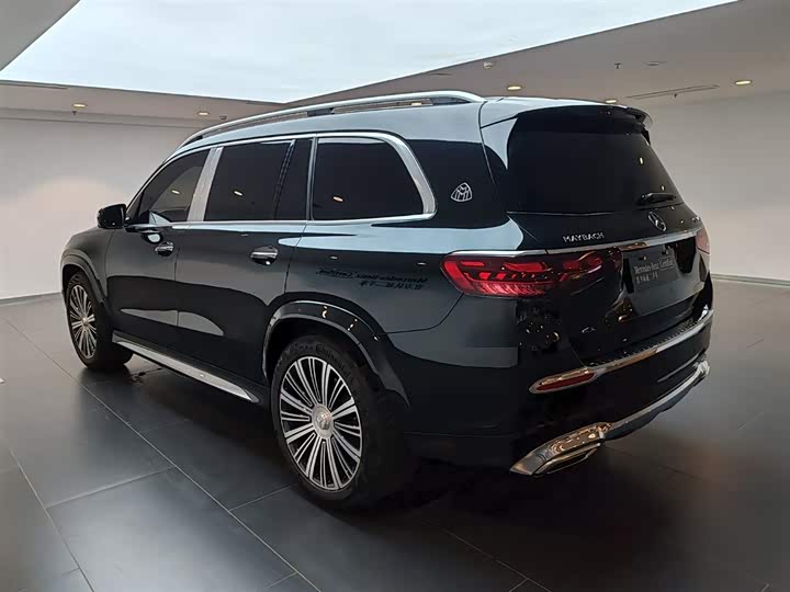 2025 Mercedes-Benz Maybach GLS