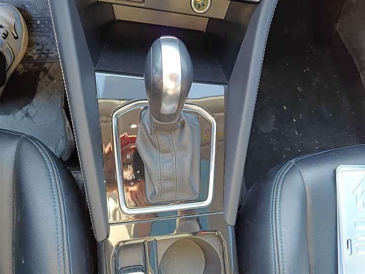 Jetta VS7 2023 2023款 280TSI 自动进取版