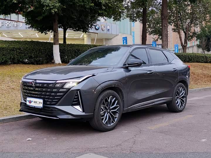 Changan UNI-Z 2025 2025款 1.5T 豪华型