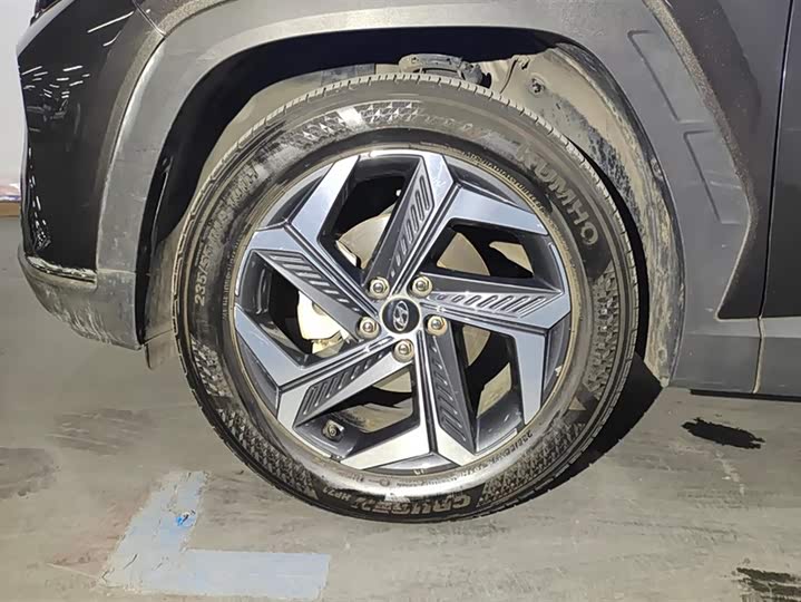 Hyundai Tucson L 2023 2023款 途胜L 1.5T 自动两驱DLX豪华版