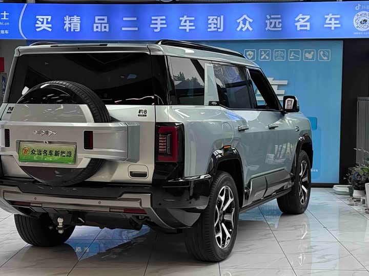 2025 BYD FangChengBao Leopard 8