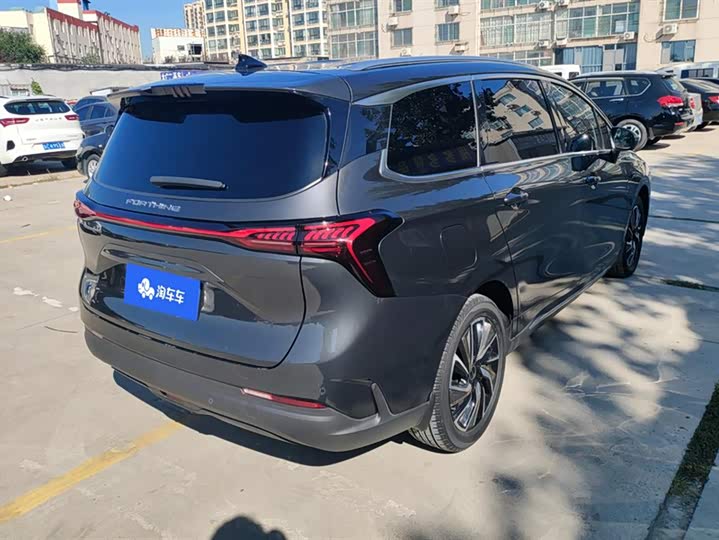 Dongfeng Forthing Yacht 2022 2022款 1.5T DCT逐浪版