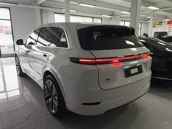 LiXiang L7 2025 2025款 Ultra 智能焕新版