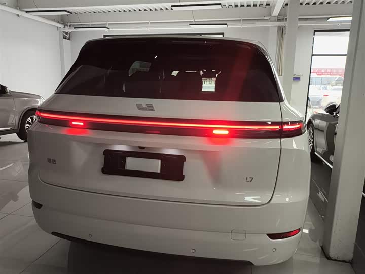 LiXiang L7 2025 2025款 Ultra 智能焕新版