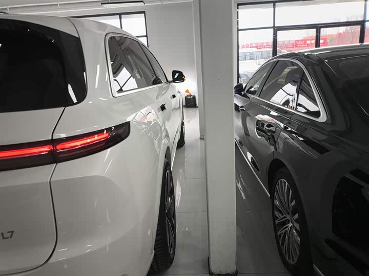 LiXiang L7 2025 2025款 Ultra 智能焕新版