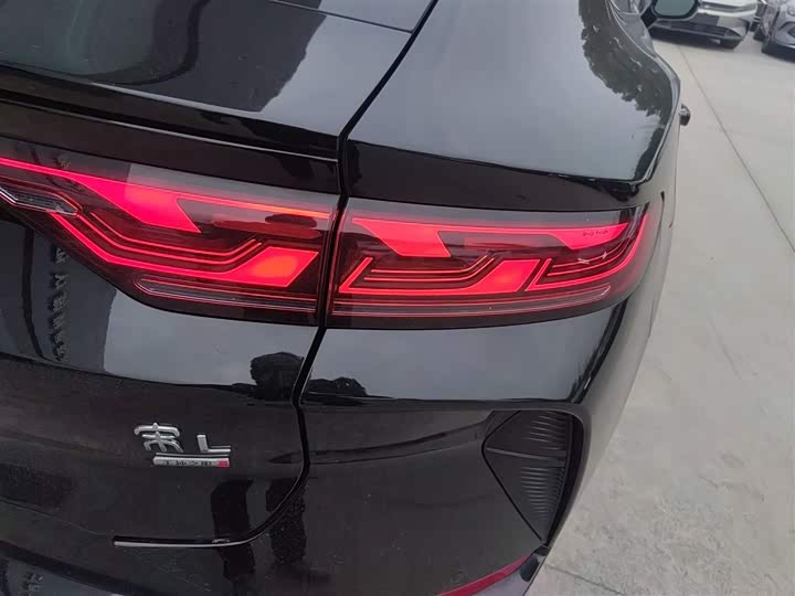 BYD Song L 2025 2025款 智驾版 662km 激光雷达卓越型