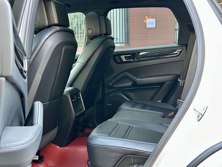 Porsche Cayenne Hybrid 2023 2023款 Cayenne E-Hybrid 2.0T