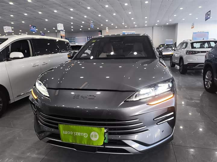 BYD Song Plus Hybrid/EV 2025 2025款 DM-i 112KM 尊荣型