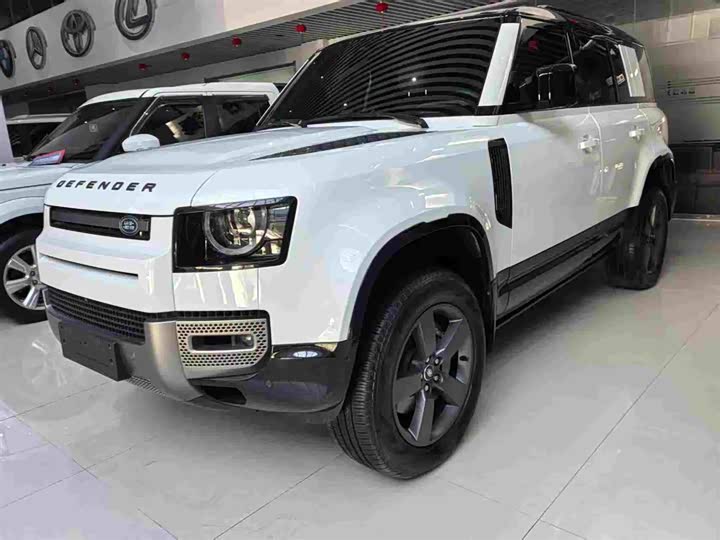 2025 Land Rover Defender