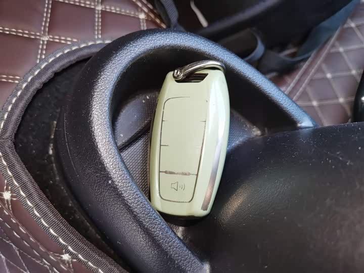 Ora Black Cat 2022 2022款 351km 舒适型 三元锂