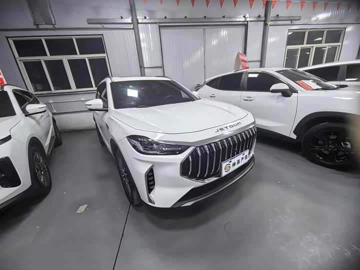 Jetour X70 Plus 2025 2025款 冠军版 1.5T DCT冠军PRO 7座