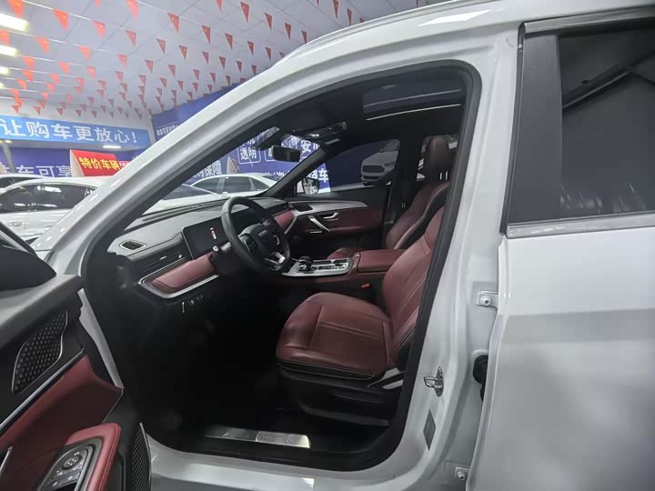 Jetour X70 Plus 2025 2025款 冠军版 1.5T DCT冠军PRO 7座