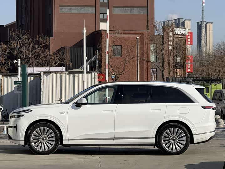 Nio Onvo L90 2025 2025款 Ultra 六座版