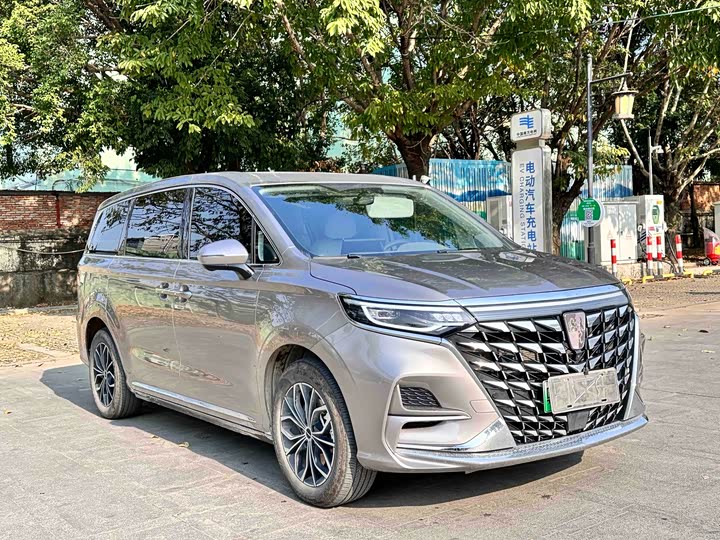 Roewe iMax 8 EV 2025 2025款 1.5T DMH 陆尊至享版