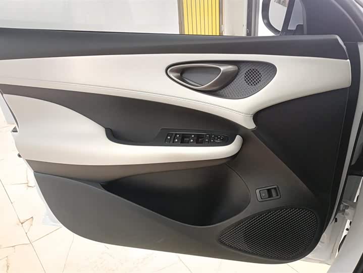 BYD Seal 05 DM-i Hybrid 2025 2025款 DM-i 智驾版 55KM豪华型