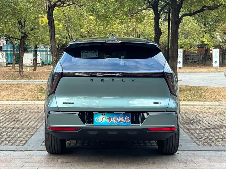 Geely Atlas L 2025 2025款 第四代 1.5TD DCT 锦绣