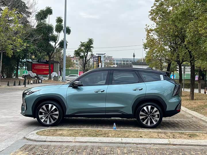 Geely Atlas L 2025 2025款 第四代 1.5TD DCT 锦绣