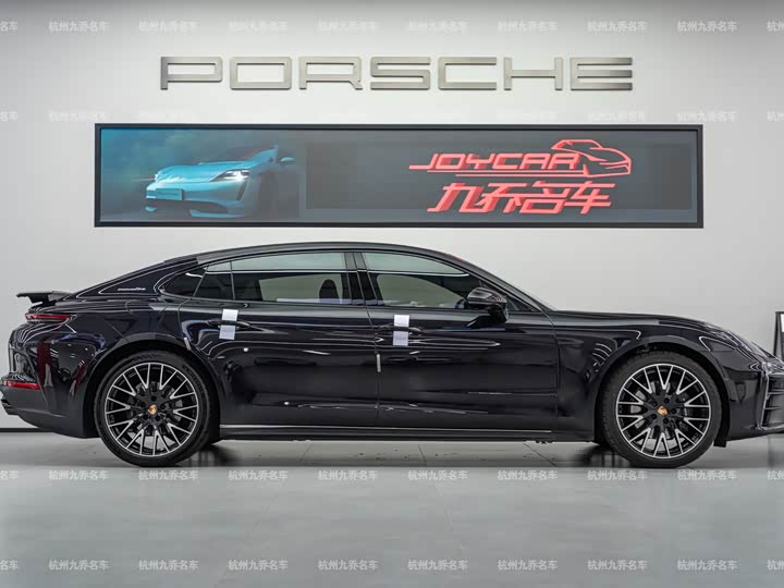 Porsche Panamera 2024 2024款 Panamera 行政加长版 2.9T