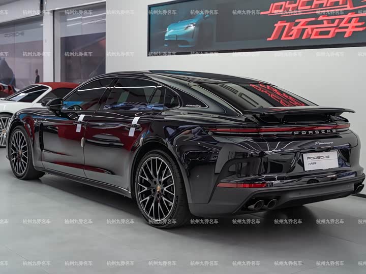 Porsche Panamera 2024 2024款 Panamera 行政加长版 2.9T