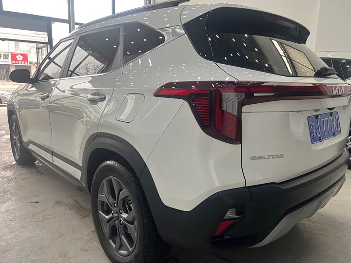 Kia Seltos 2023 2023款 1.5L CVT豪华版