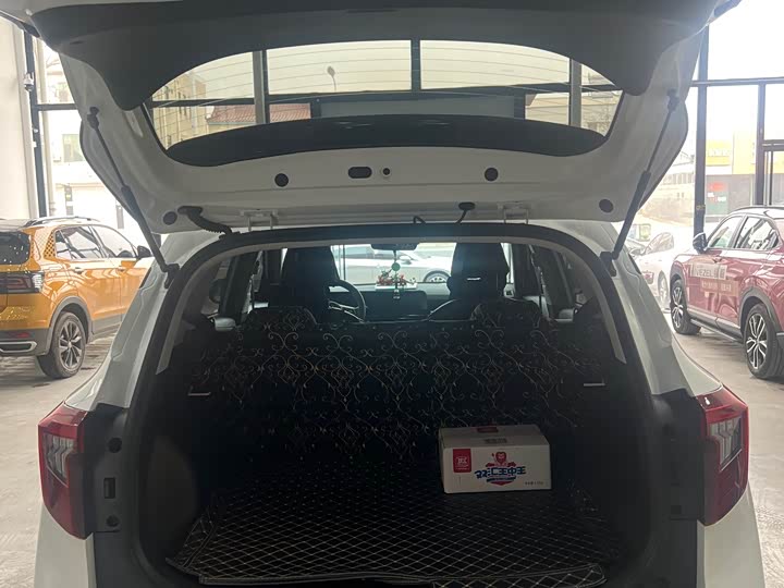 Kia Seltos 2023 2023款 1.5L CVT豪华版