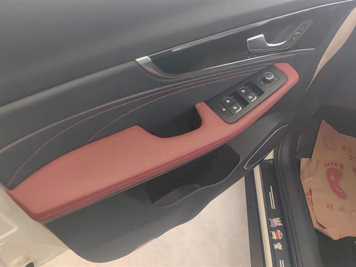 Bestune T33 2021 2021款 1.2T DCT豪华型