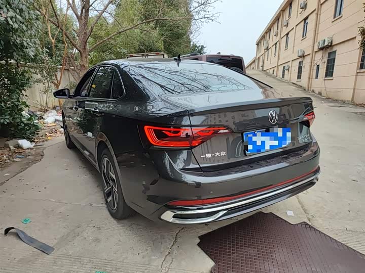 Volkswagen Sagitar L 2025 2025款 300TSI DSG超越版