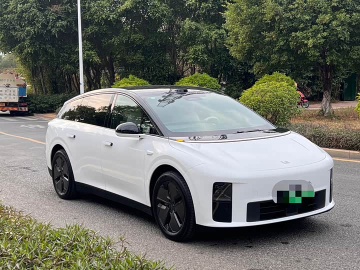 LiXiang i6 2025 2025款 两驱标准版