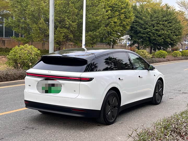 LiXiang i6 2025 2025款 两驱标准版