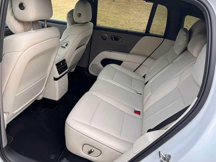 LiXiang i6 2025 2025款 两驱标准版