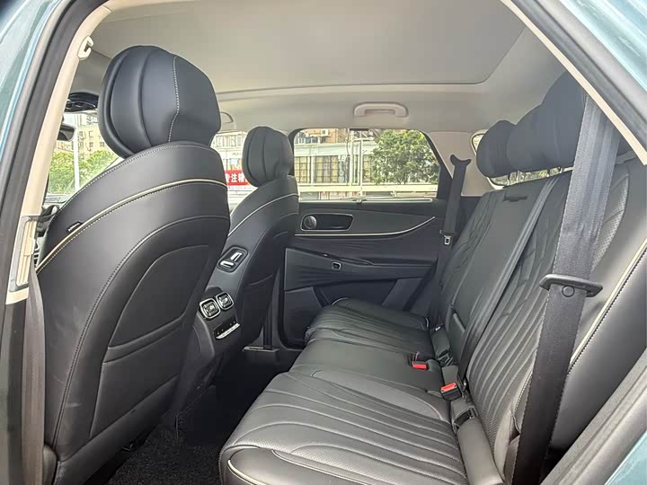 Chery Tiggo 9 2023 2023款 2.0T 自动两驱尊贵版 5座