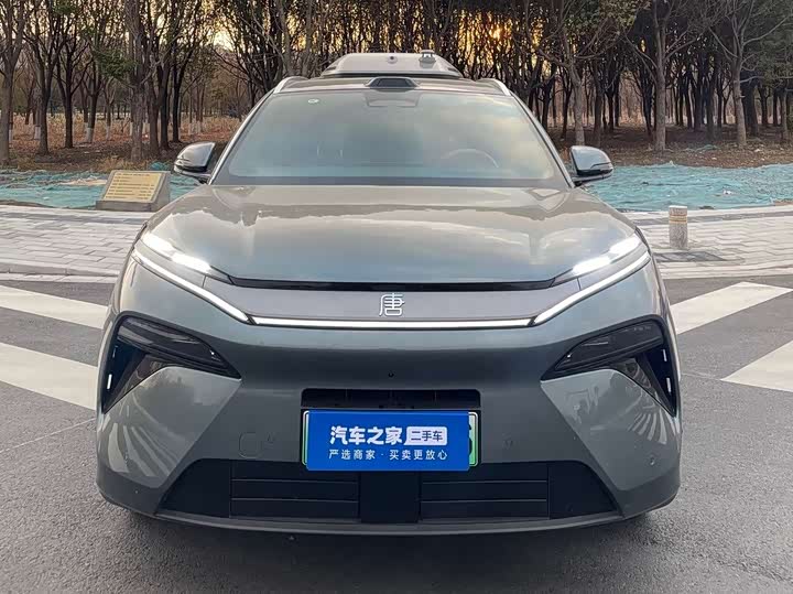 BYD Tang L 2025 2025款 DM 175KM无人机玩家版
