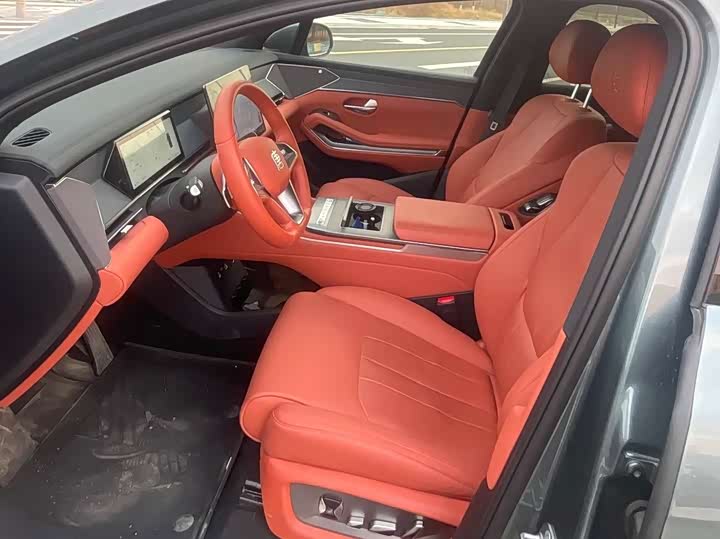 BYD Tang L 2025 2025款 DM 175KM无人机玩家版