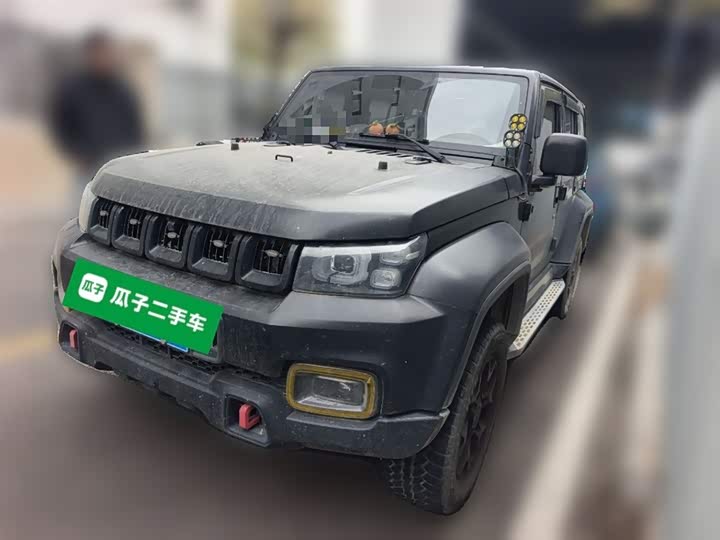 BAIC Beijing BJ40 2024 2024款 2.0D 刀锋英雄荣耀版