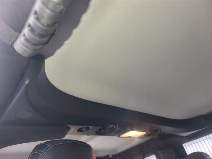 BAIC Beijing BJ40 2024 2024款 2.0D 刀锋英雄荣耀版