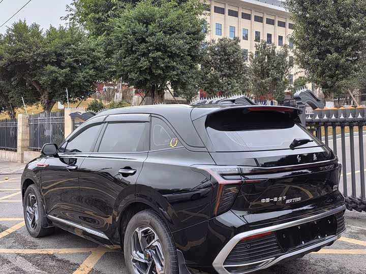 Hongqi HS3 2023 2023款 1.5T 两驱善为版