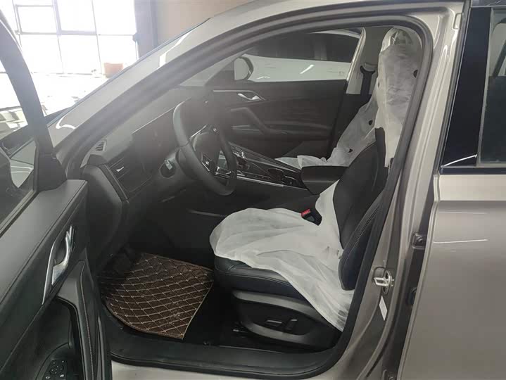 Roewe RX5 Hybrid 2023 2023款 eRX5 超混优越版