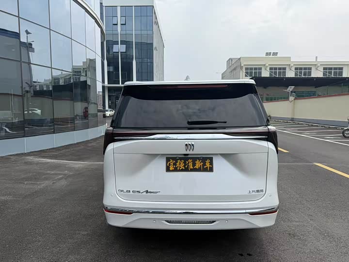 Buick GL8 ES 2025 2025款 陆尊 智享版