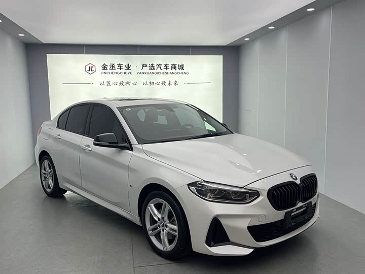 BMW 1 Series 2023 2023款 120i M运动曜夜版
