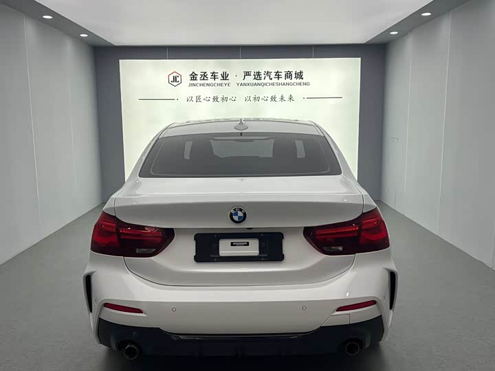BMW 1 Series 2023 2023款 120i M运动曜夜版