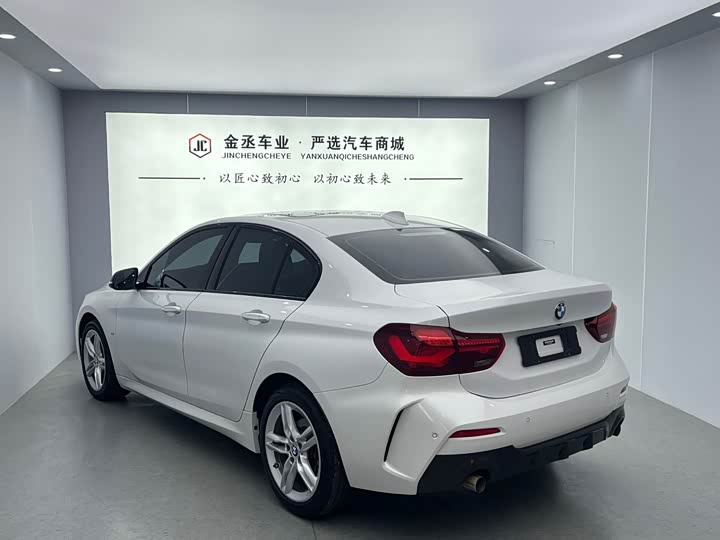 BMW 1 Series 2023 2023款 120i M运动曜夜版